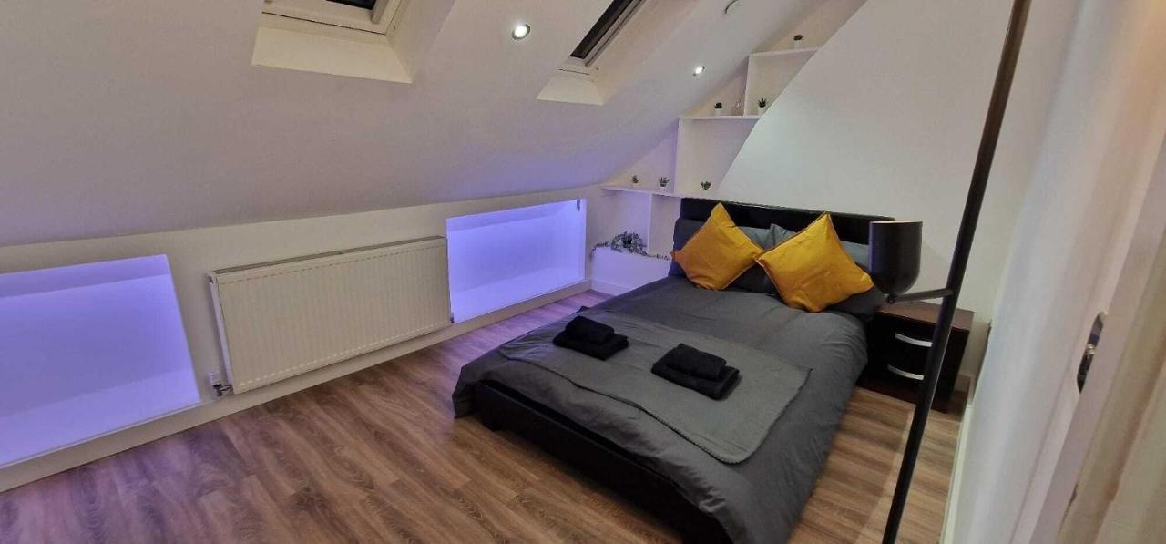 Sapphire Strathnairn Apartment Cardiff Exterior photo
